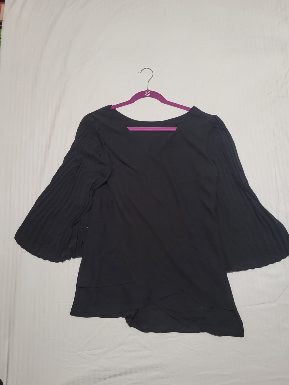 Laurie Felt Black Pleated Bell Sleeve Blouse